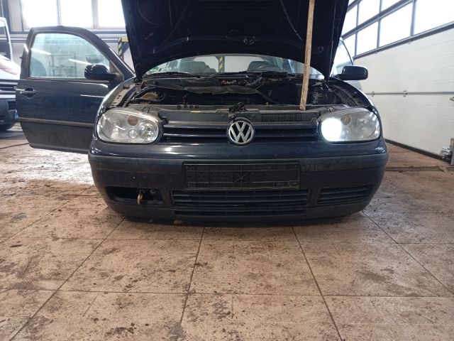 bontott VW GOLF IV Jobb hátsó Oldal Lökhárító Tartó (Műanyag)