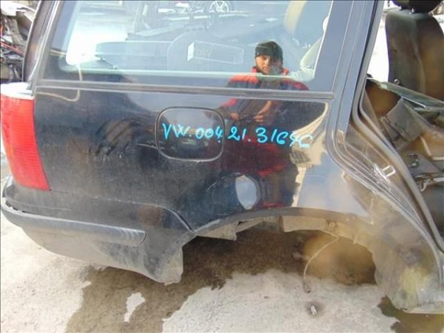 bontott VW GOLF IV Jobb hátsó Sárvédő