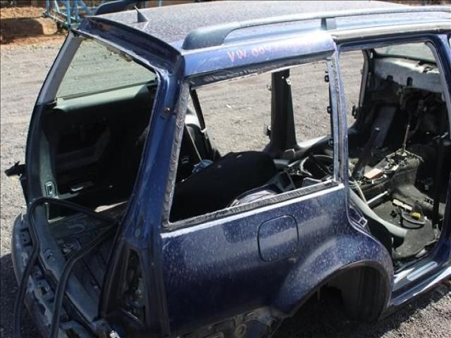 bontott VW GOLF IV Jobb hátsó Sárvédő