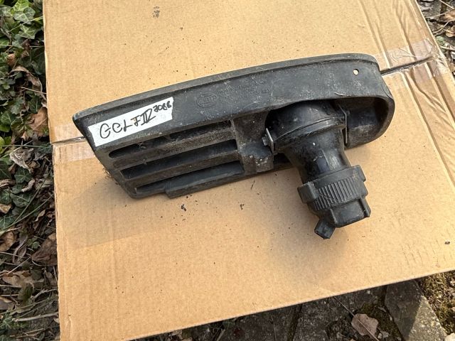 bontott VW GOLF IV Jobb Ködfényszóró