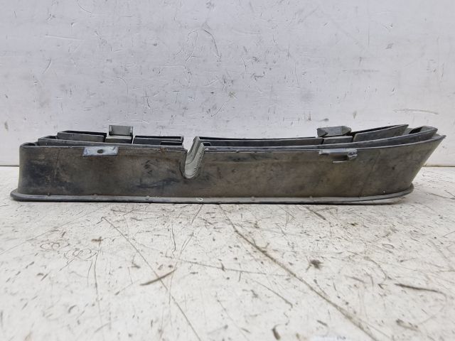 bontott VW GOLF IV Jobb Ködlámpa Rács