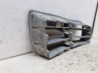 bontott VW GOLF IV Jobb Ködlámpa Rács