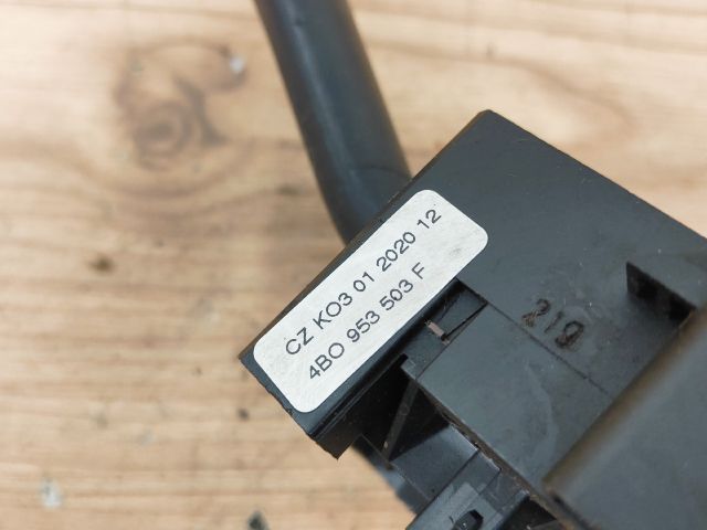 bontott VW GOLF IV Jobb Kormánykapcsoló Ablaktörlő