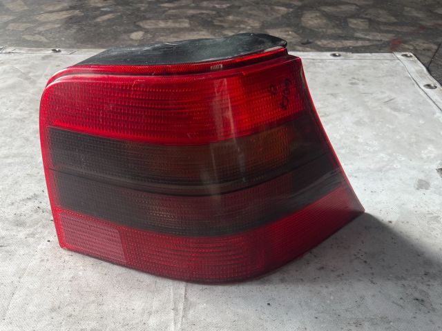 bontott VW GOLF IV Jobb Külső Hátsó Lámpa