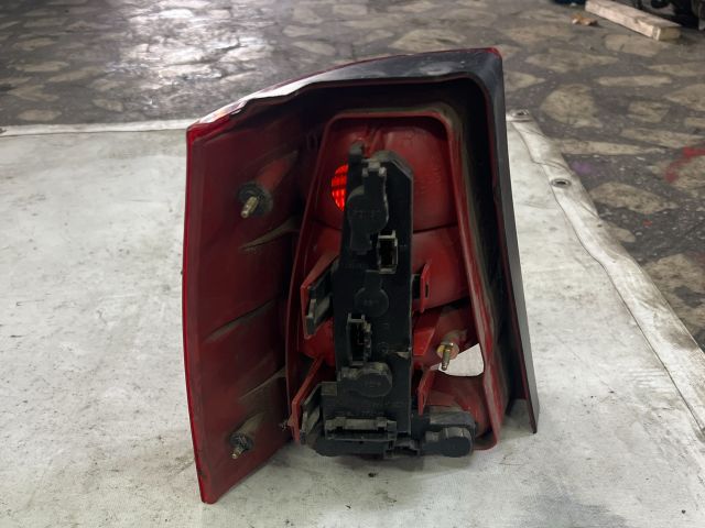 bontott VW GOLF IV Jobb Külső Hátsó Lámpa