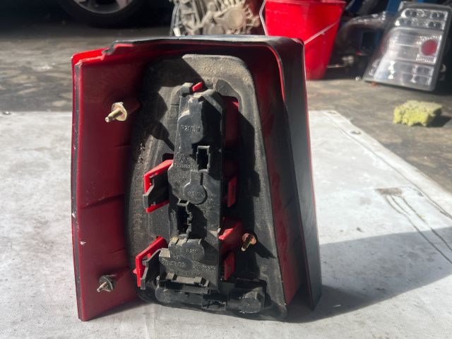 bontott VW GOLF IV Jobb Külső Hátsó Lámpa