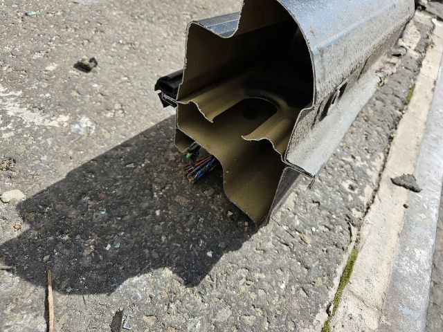 bontott VW GOLF IV Jobb Küszöb