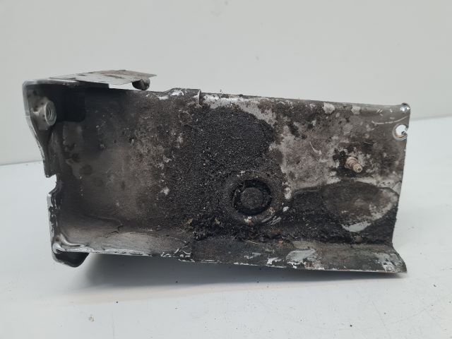 bontott VW GOLF IV Jobb Lökhárító Tartó Nyúlványvég