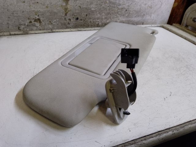 bontott VW GOLF IV Jobb Napellenző