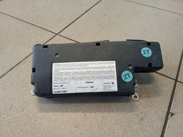 bontott VW GOLF IV Jobb Oldallégzsák