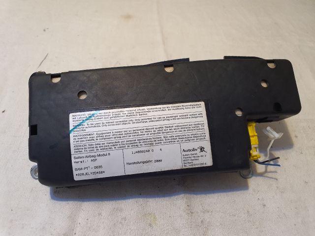 bontott VW GOLF IV Jobb Oldallégzsák