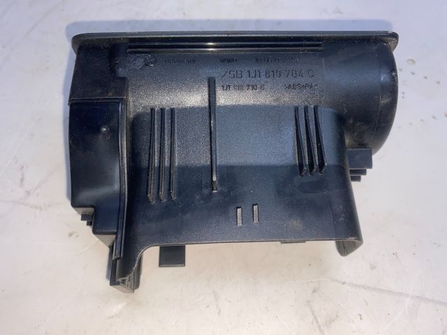 bontott VW GOLF IV Jobb Szellőző