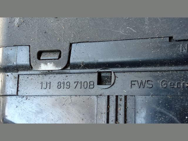 bontott VW GOLF IV Jobb Szellőző