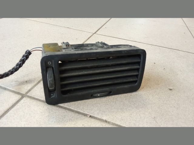 bontott VW GOLF IV Jobb Szellőző