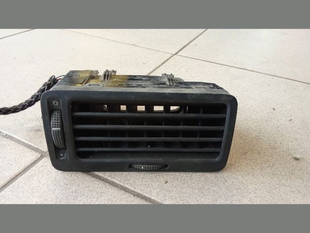 bontott VW GOLF IV Jobb Szellőző