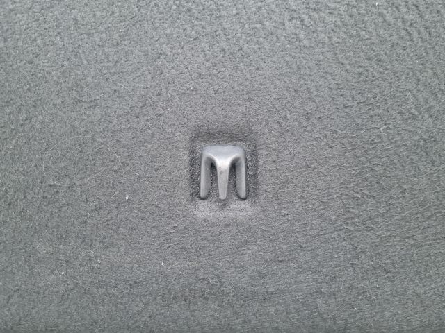 bontott VW GOLF IV Kalaptartó