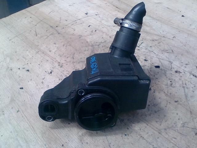 bontott VW GOLF IV Kartergáz Visszavezető Ház