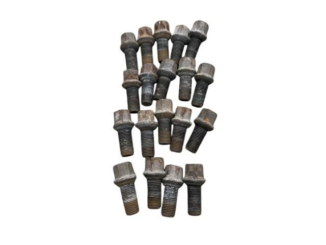 bontott VW GOLF IV Kerék Csavar Szett