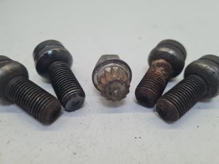 bontott VW GOLF IV Kerékőr Szett