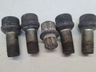 bontott VW GOLF IV Kerékőr Szett