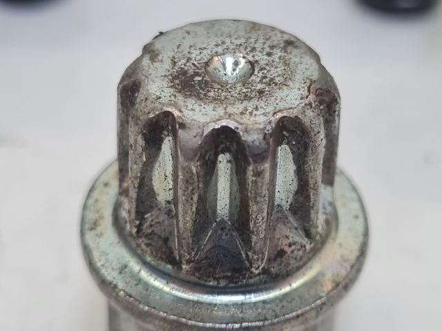 bontott VW GOLF IV Kerékőr Szett