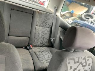 bontott VW GOLF IV Kesztyűtartó