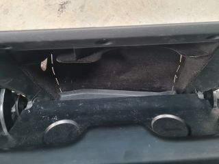 bontott VW GOLF IV Kesztyűtartó