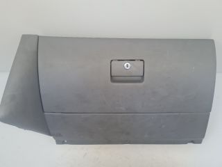 bontott VW GOLF IV Kesztyűtartó