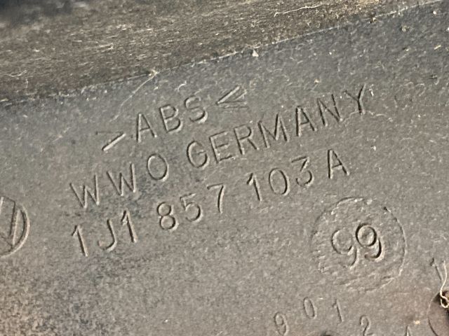 bontott VW GOLF IV Kesztyűtartó