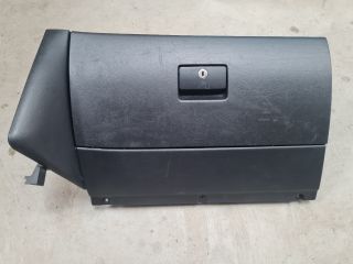 bontott VW GOLF IV Kesztyűtartó