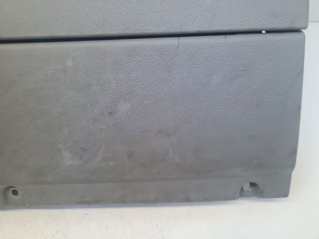 bontott VW GOLF IV Kesztyűtartó