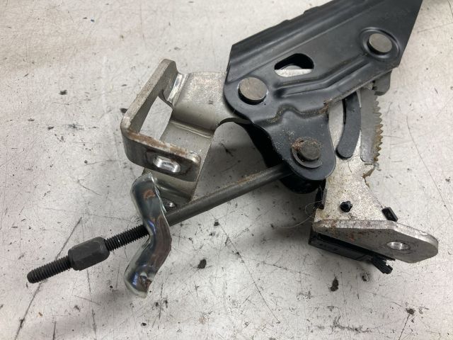 bontott VW GOLF IV Kézifék Kar