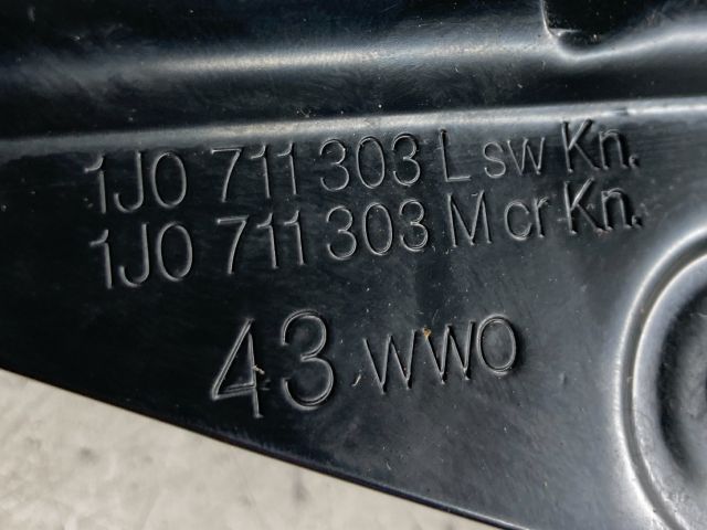 bontott VW GOLF IV Kézifék Kar