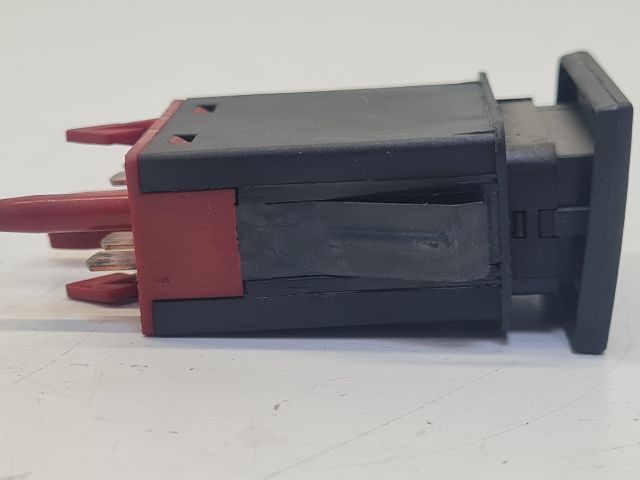 bontott VW GOLF IV Kipörgésgátló Kapcsoló