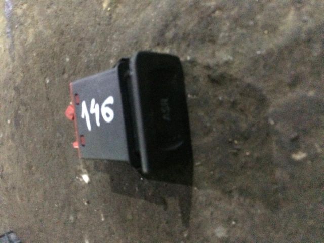 bontott VW GOLF IV Kipörgésgátló Kapcsoló