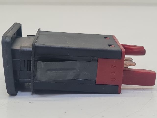 bontott VW GOLF IV Kipörgésgátló Kapcsoló