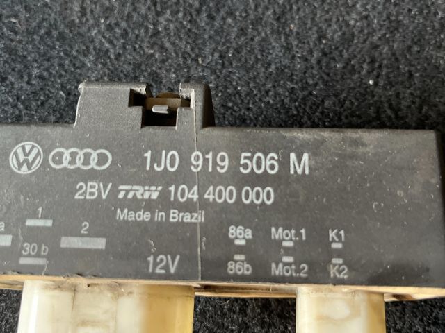 bontott VW GOLF IV Klíma Relé