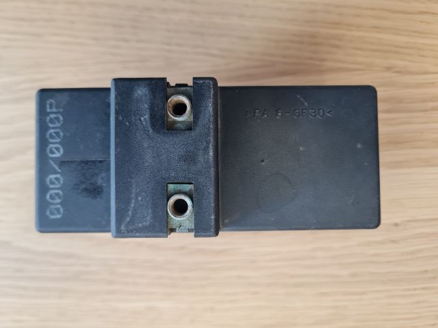 bontott VW GOLF IV Klíma Relé