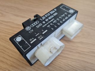 bontott VW GOLF IV Klíma Relé