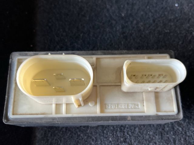 bontott VW GOLF IV Klíma Relé