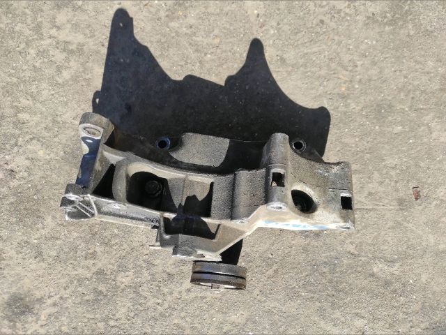 bontott VW GOLF IV Klíma Tartó Bak