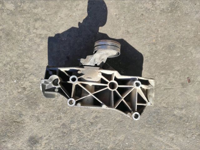 bontott VW GOLF IV Klíma Tartó Bak