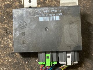 bontott VW GOLF IV Komfort Elektronika