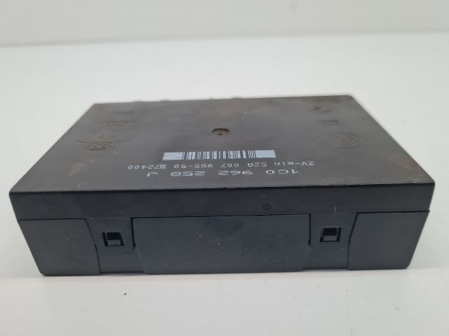 bontott VW GOLF IV Komfort Elektronika