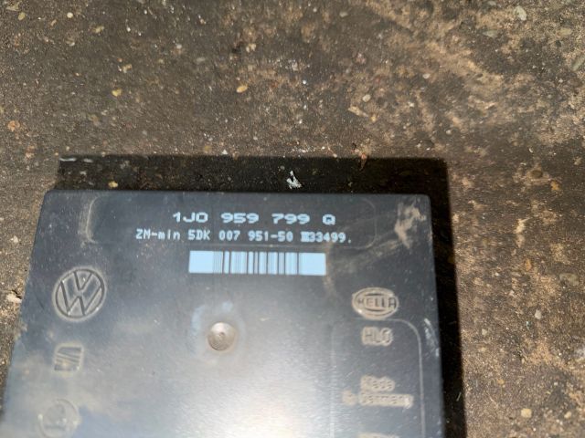 bontott VW GOLF IV Komfort Elektronika