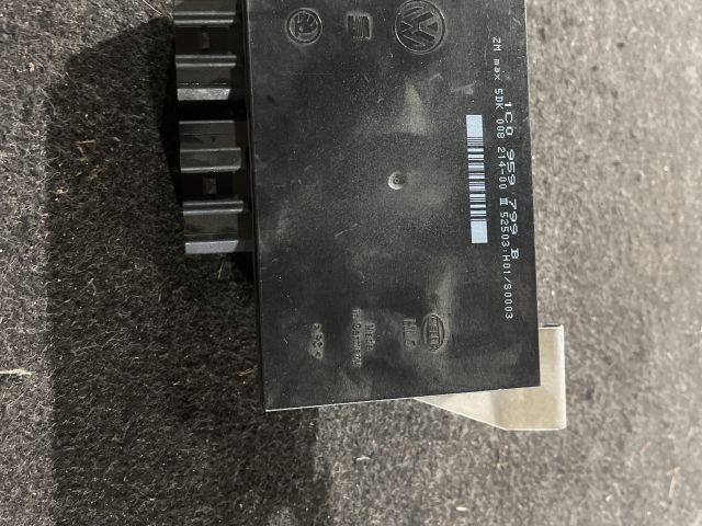 bontott VW GOLF IV Komfort Elektronika