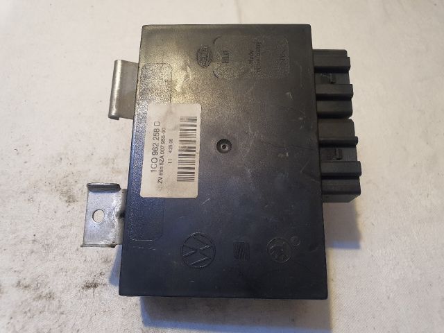 bontott VW GOLF IV Komfort Elektronika