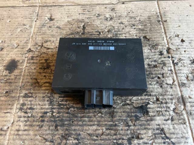 bontott VW GOLF IV Komfort Elektronika