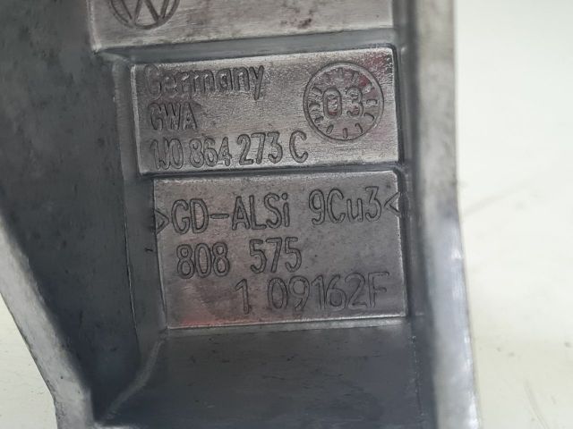 bontott VW GOLF IV Könyöklő Tartó Konzol