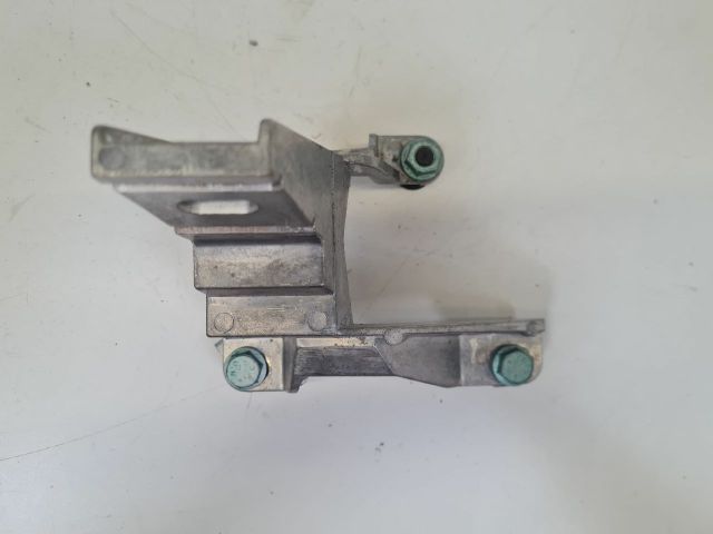 bontott VW GOLF IV Könyöklő Tartó Konzol